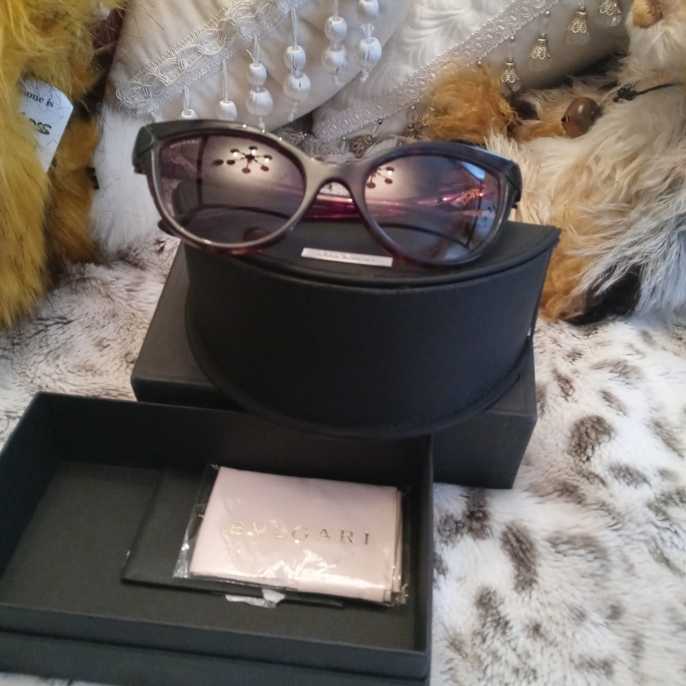 Bvlgari sunglasses!!Rare!!!